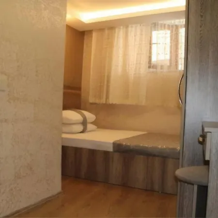 Carvan Hotel 2*